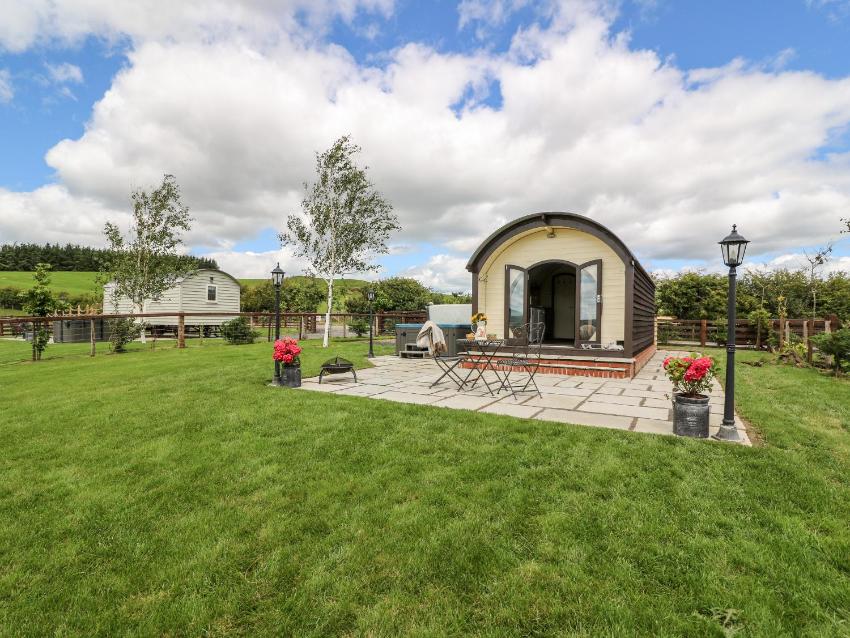 Mountain View, Rhayader