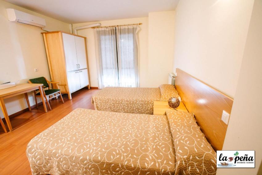 Apartamentos Turísticos La Peña