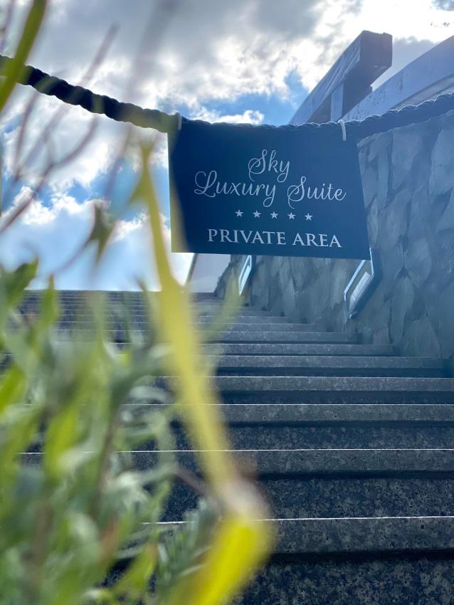 Sky Luxury Suite