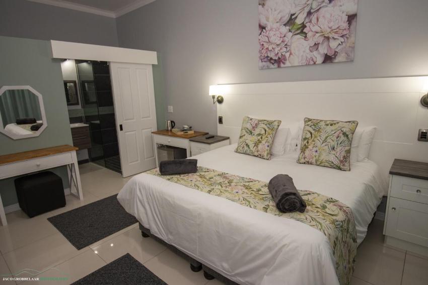 Dawson Manor Guest House