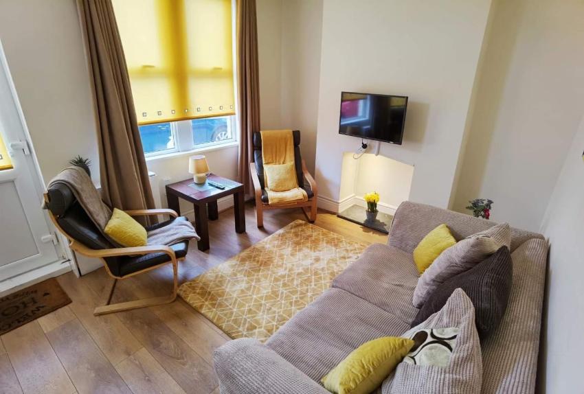 Kenrick Street Great house available for guests and contractors Parking and Wifi