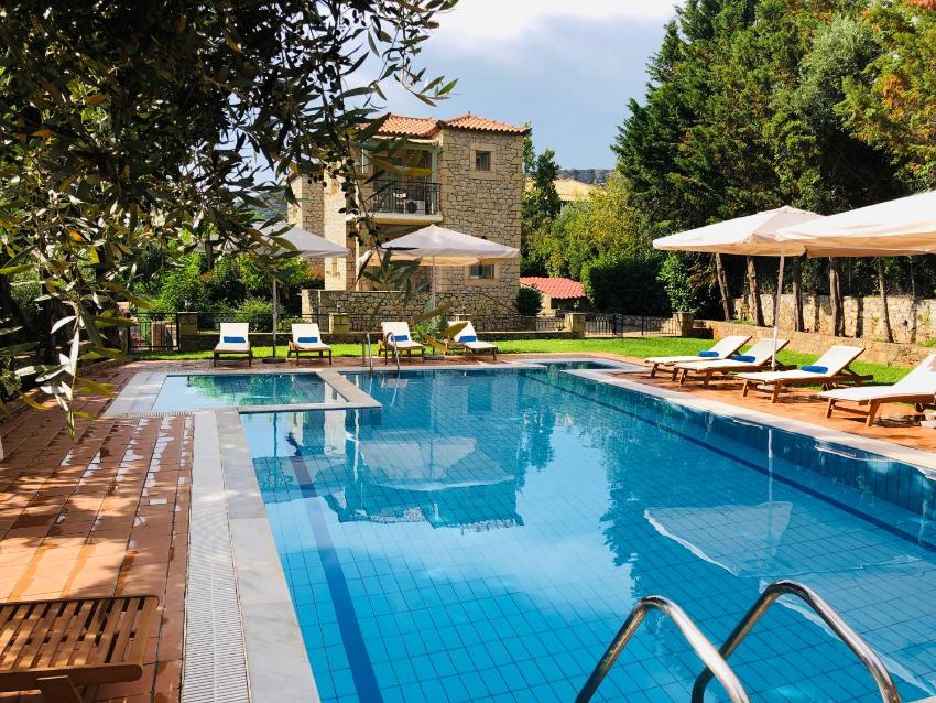 Lithos Stoupa Villas