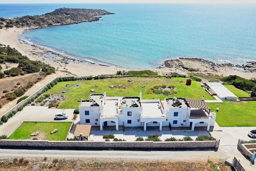 Nerida Beachfront Villas