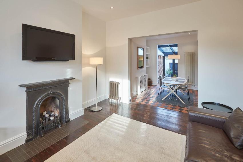 Host & Stay - Number 1 Gill Street