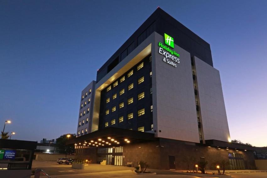 Holiday Inn Express & Suites - Ensenada Centro, an IHG Hotel