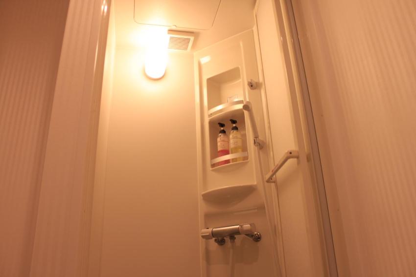 T and K Hostel Kobe Sannomiya East