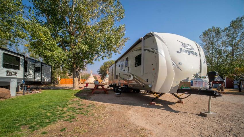Outdoor Glamping Jayco RV OK35