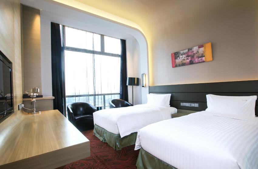Holiday Inn Shanghai Songjiang, an IHG Hotel - Miaoqian Street