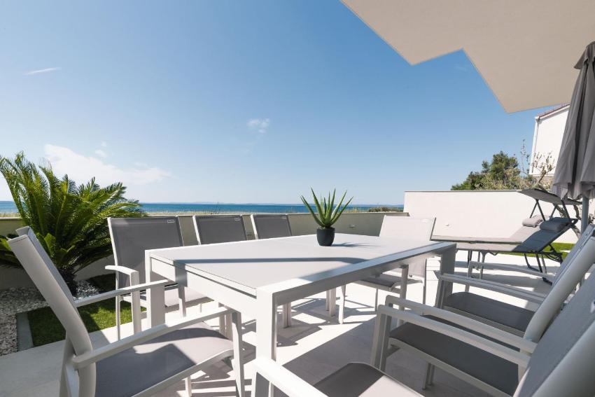 Crowonder Beachfront Reiterer Villa V2 with Seaview 30 meters from the Beach