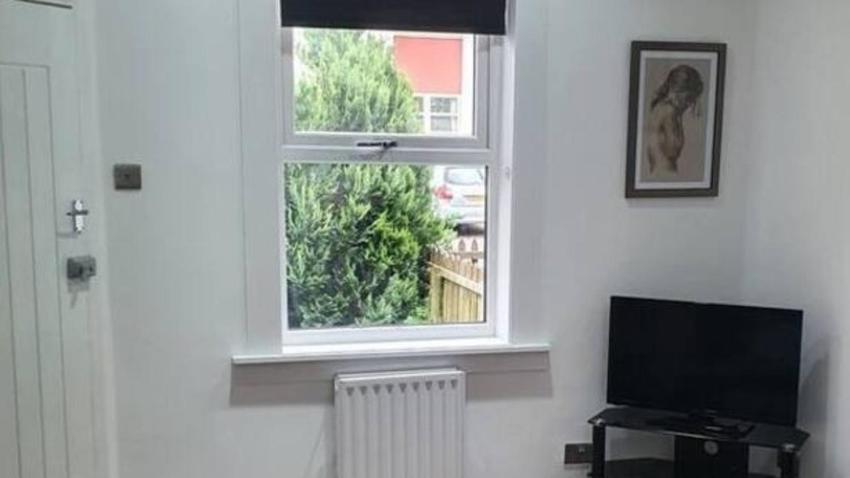 Charming 1-Bed Apartment in Peebles