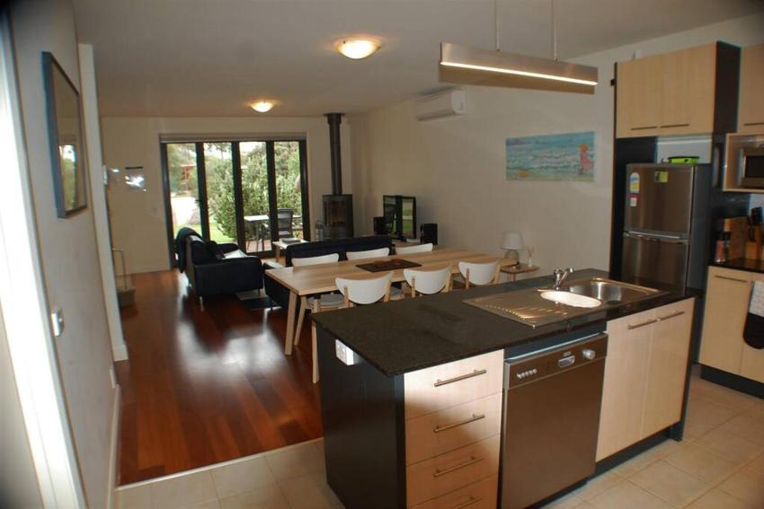 Surfside 2, Sandy Point