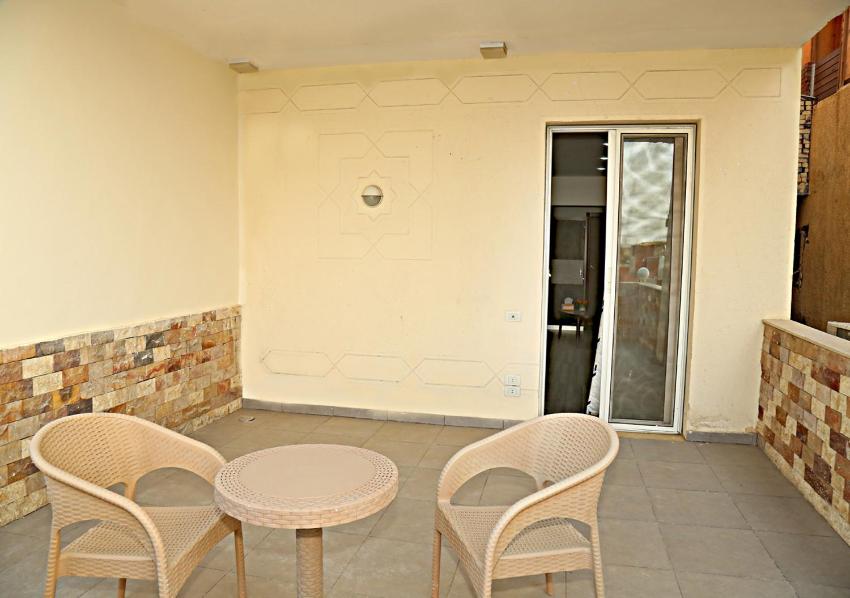 Pyramids Shadow Guest house