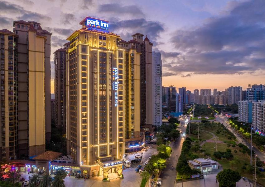 Park Inn Beihai Yintan Wanda Plaza