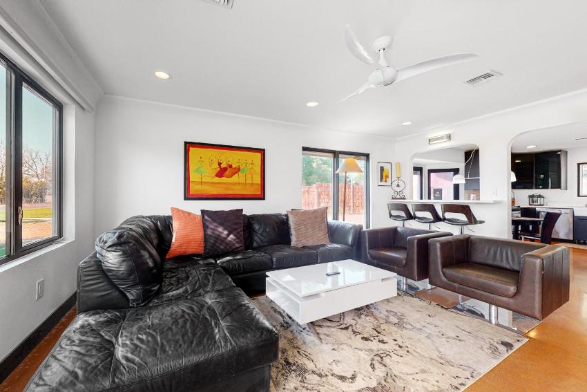 Tempe Time - Main House