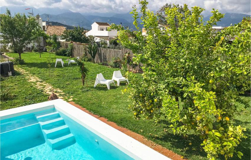 Amazing home in Algodonales with 2 Bedrooms, WiFi and Swimming pool