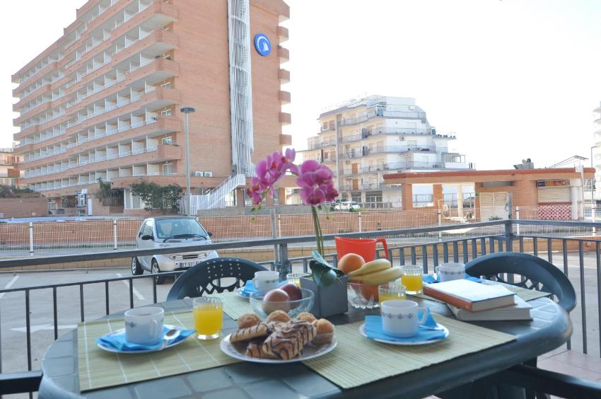 RNET Sandra II A9 - Roses Costa Brava Spain