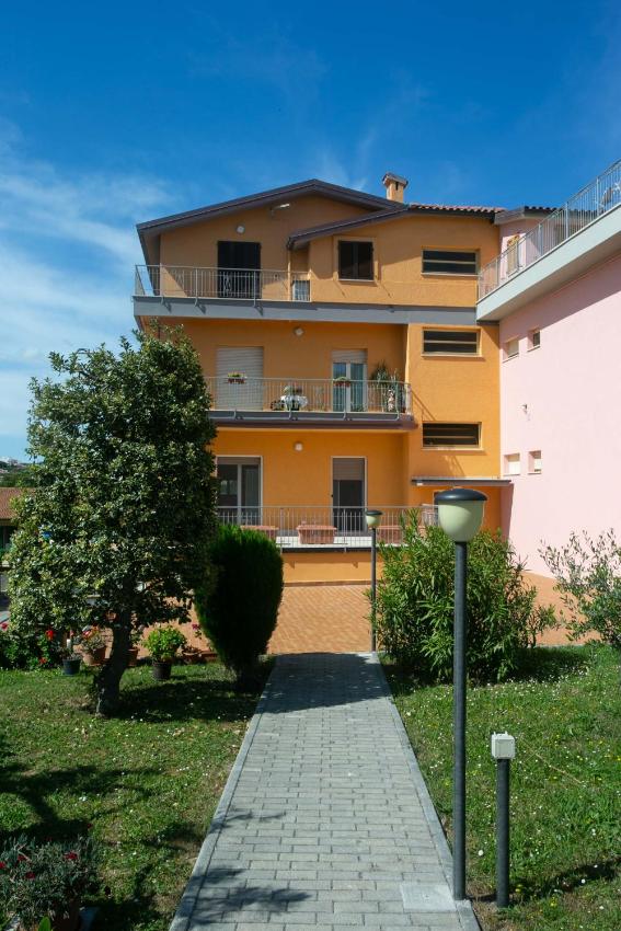 M157 - Marcelli, nuovissimo trilocale a 250mt dal mare