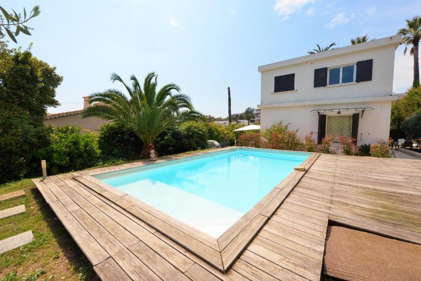 beautiful villa 3 rooms, 165 m² on 2 levels.