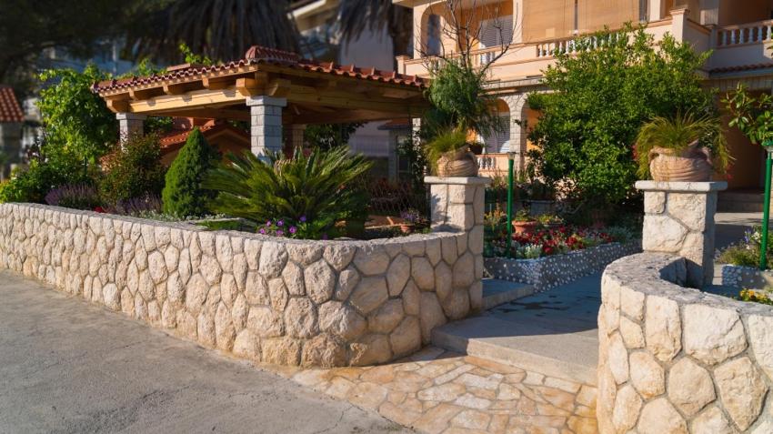 Apartment in Kampor with sea view, balcony, air conditioning, WiFi (4838-1)