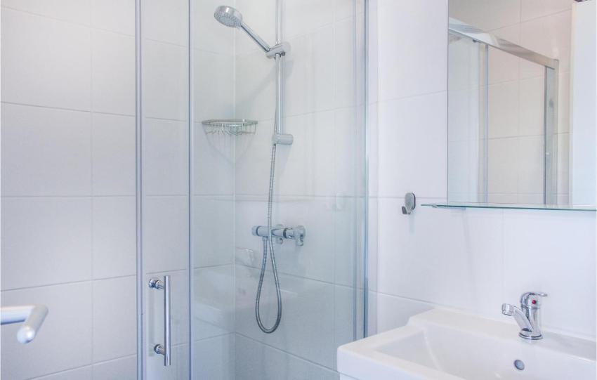 Beautiful home in Lauwersoog with 3 Bedrooms and WiFi