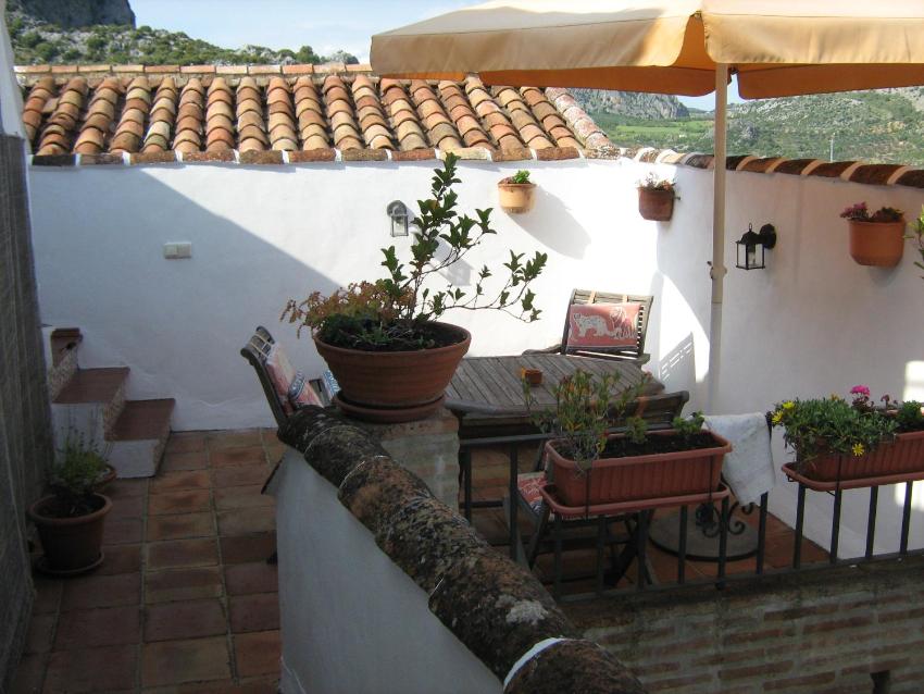 Enchanting 2-Bed Village House in Montejaque WiFi