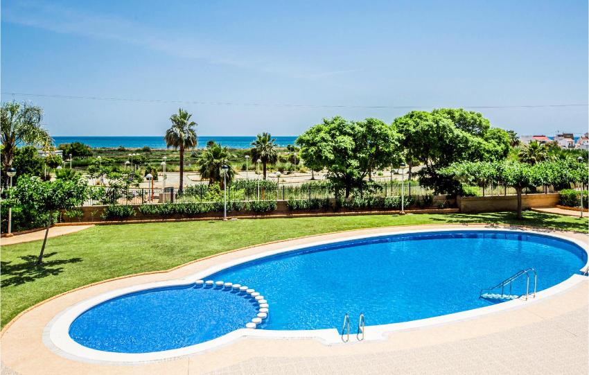 Amazing apartment in Cabanes with 2 Bedrooms and Outdoor swimming pool