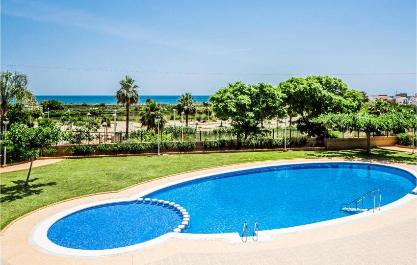 Amazing apartment in Cabanes with 2 Bedrooms and Outdoor swimming pool