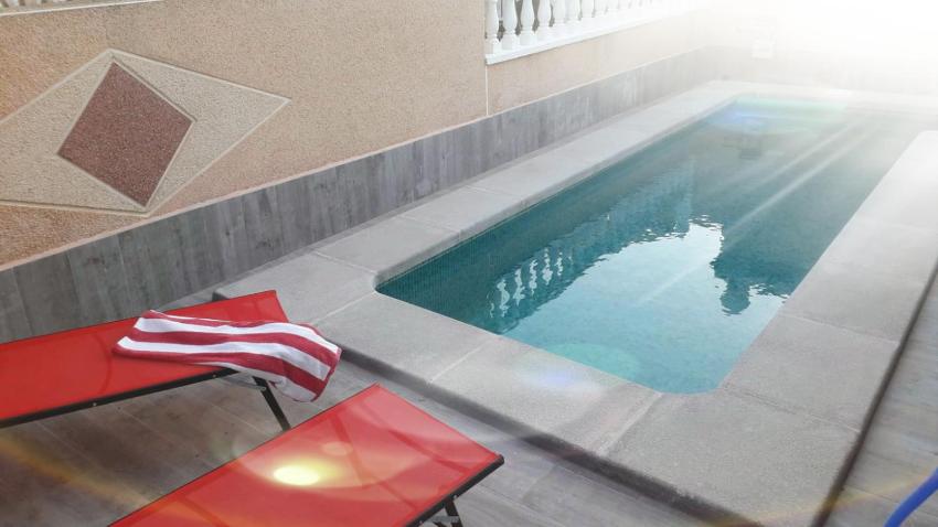 3 Bed House w private pool and bar in dream hills