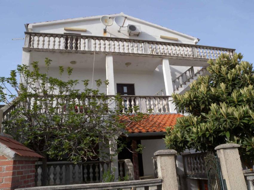 Apartment Pridraga 1