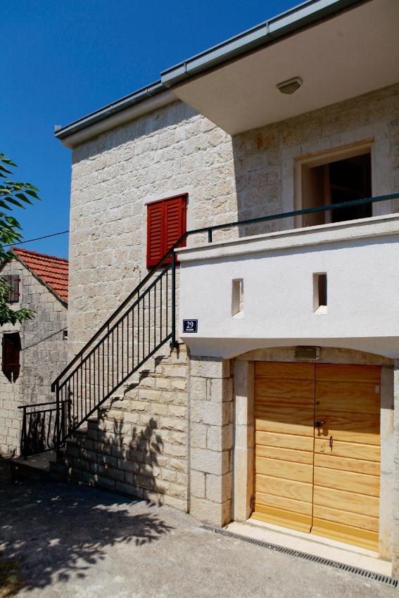 A2 - studio with balcony just 3 min to the beach