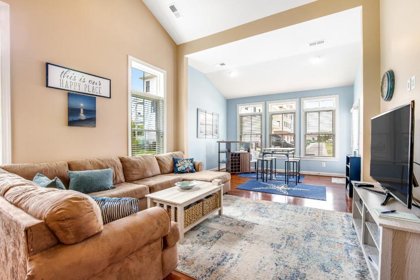 Bayside Resort --- 11284 Signature Boulavard