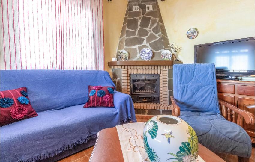 Awesome home in Torrox with 3 Bedrooms, WiFi and Outdoor swimming pool