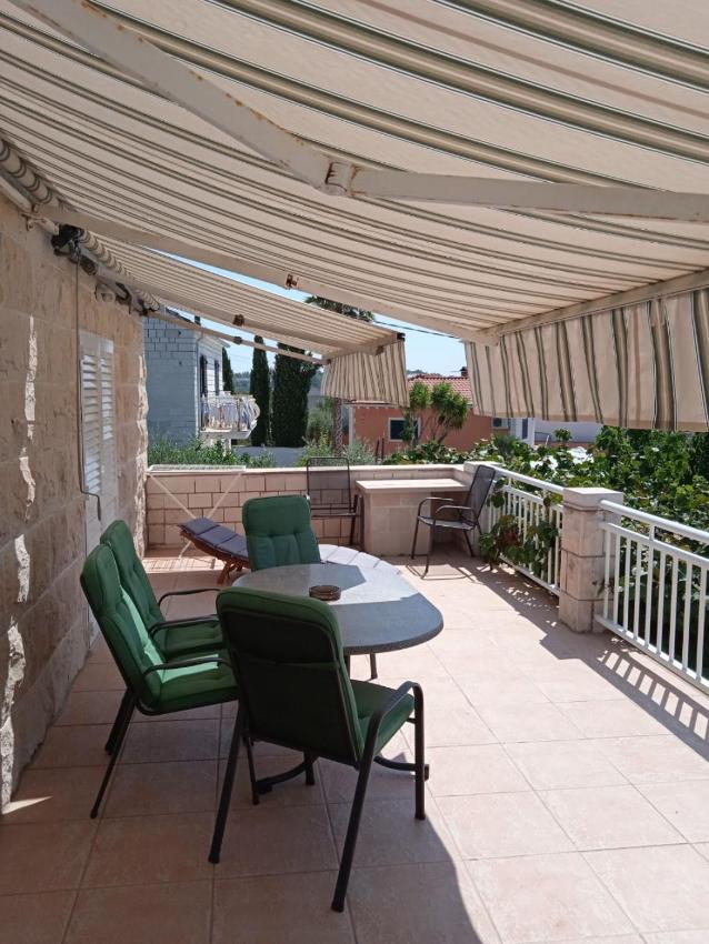 Apartment Jadrato - 100 m from sea