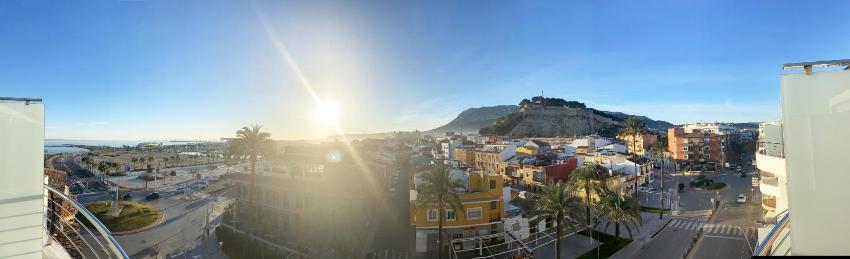 Nautilus, moderno ático en el puerto de Dénia