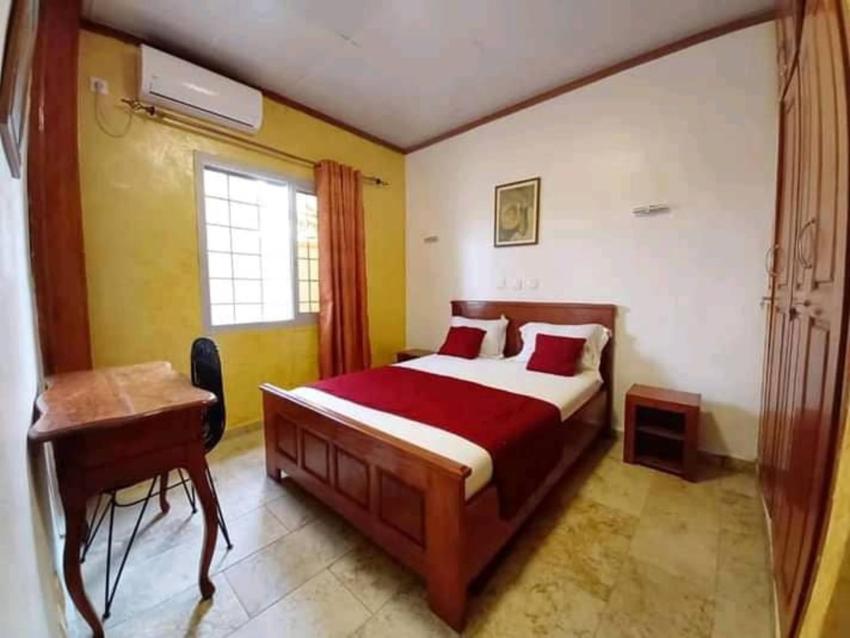 stoning 3-Bed Apartment by the beach in Kribi