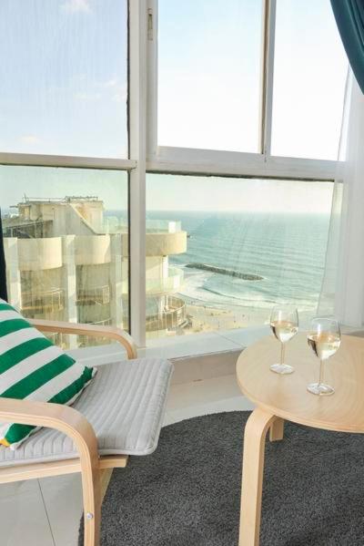 Sunny sea view studio