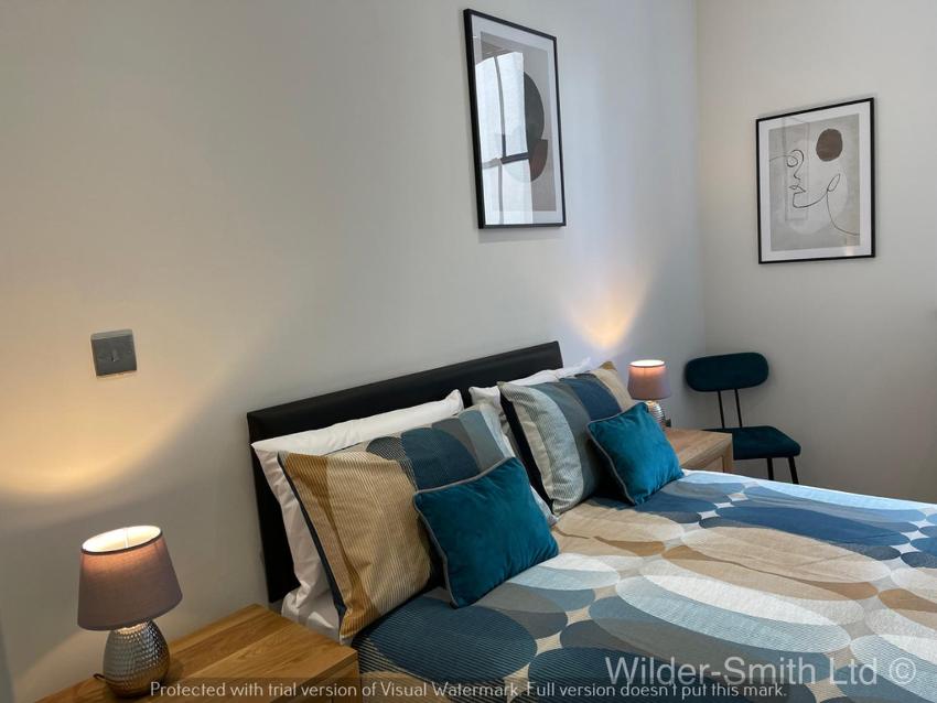 Luxury - 2 Bed City Centre Location - PARKING