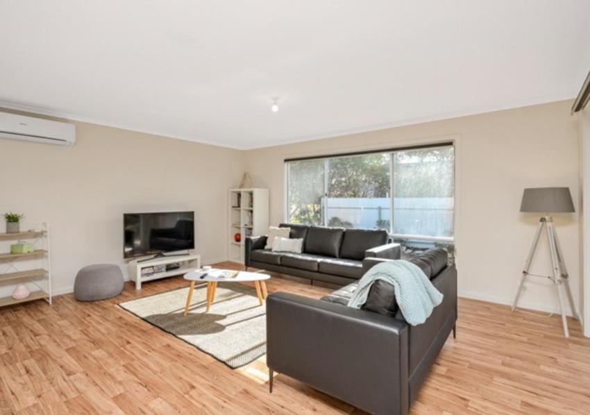 Ballantrae - pet friendly, wifi