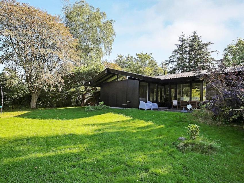 6 person holiday home in Gilleleje