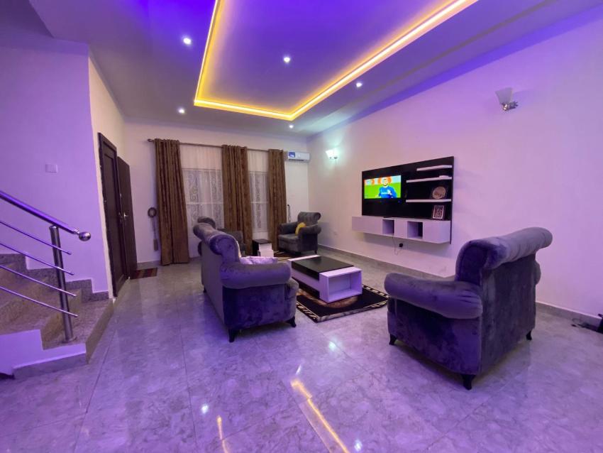 Stylish 2 bedroom apartment Abuja