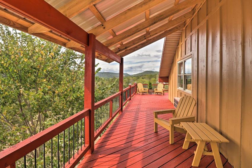 Updated Mtn View Studio with Loft - Near River!