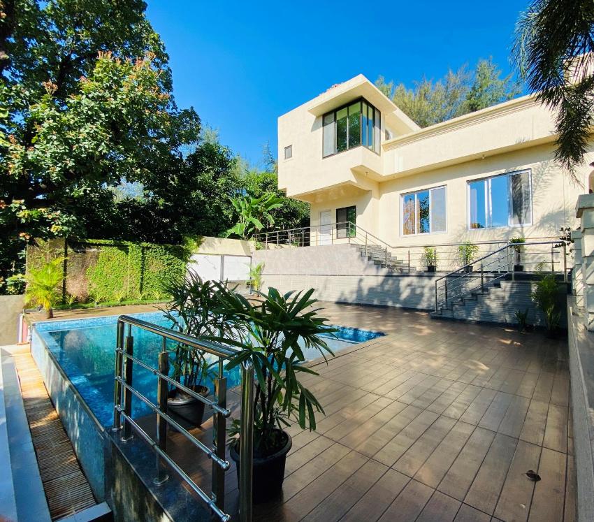 Divine Roots Luxury Stay