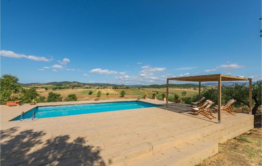 Awesome home in Gavorrano with 5 Bedrooms, WiFi and Outdoor swimming pool