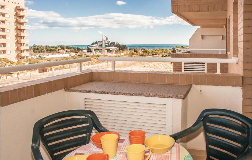 Amazing apartment in Oropesa del Mar with 2 Bedrooms and Outdoor swimming pool