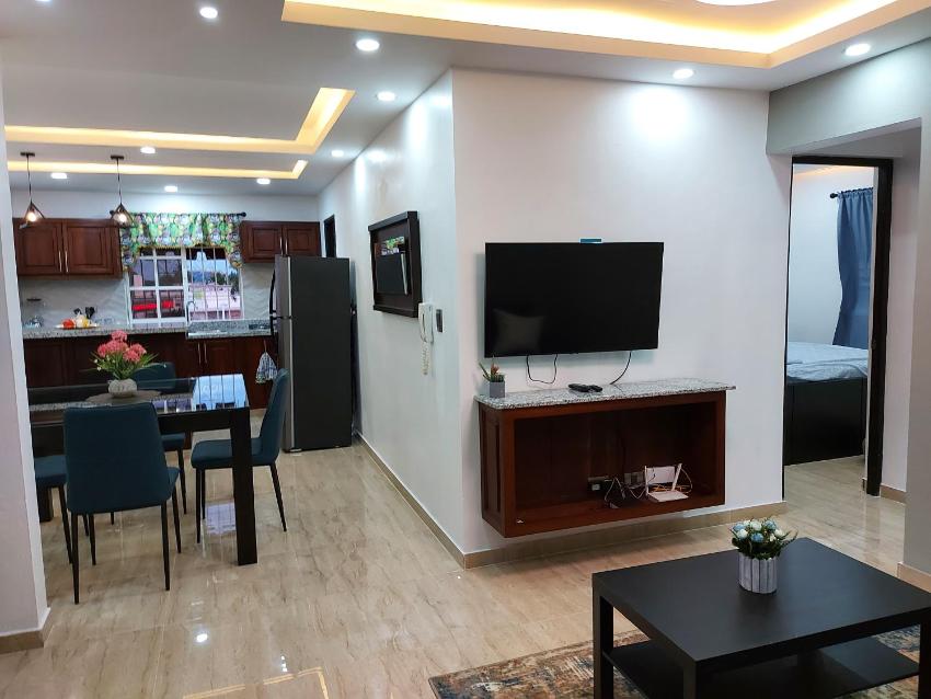 Cómodo Apto de 2hab con Aire 2baños, cerca de todo en Alma Rosa I