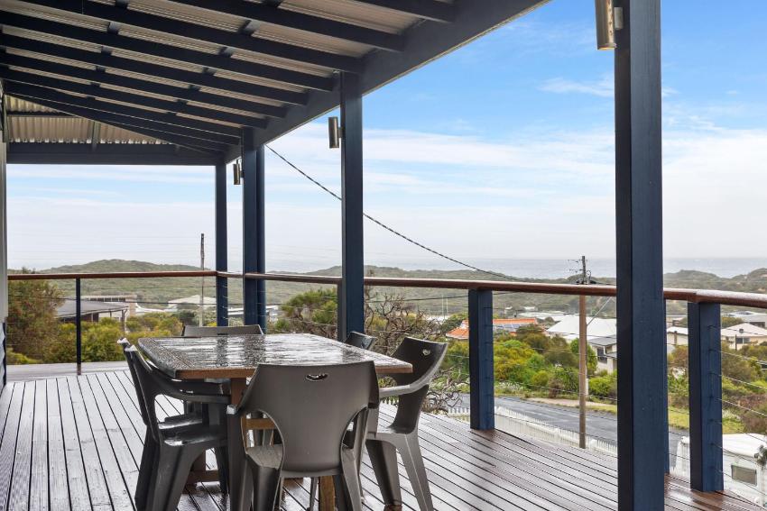 Tru Blu - Enjoy Sweeping 180 Degree Views of Gracetown in this Modern Family Beach House