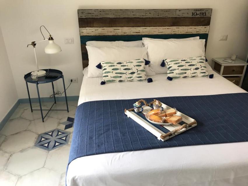 White House civico 28