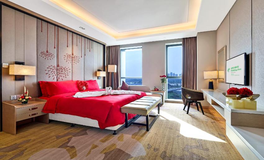 Holiday Inn Chengdu Qinhuang, an IHG Hotel