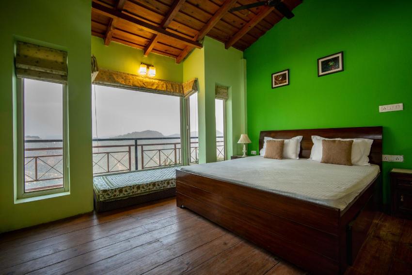 The Wayfarers Cottage, 3bhk with breathtaking mountain view by Roamhome