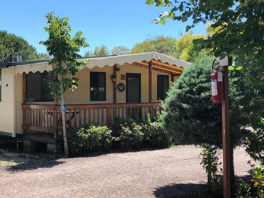 Toskana-Viareggio-Chalet-Zona-Rosa-5-mit-Klimaanlage-und-Wlan